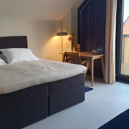 Zeglarskie Z Widokiem Na Jezioro Bed & Breakfast Pluski
