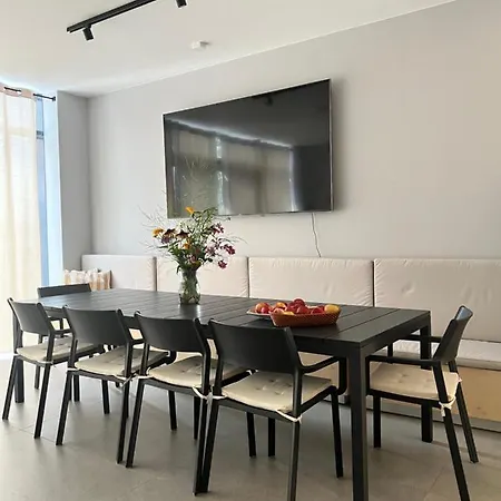 Zeglarskie Z Widokiem Na Jezioro