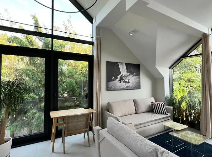 Zeglarskie Z Widokiem Na Jezioro Pluski