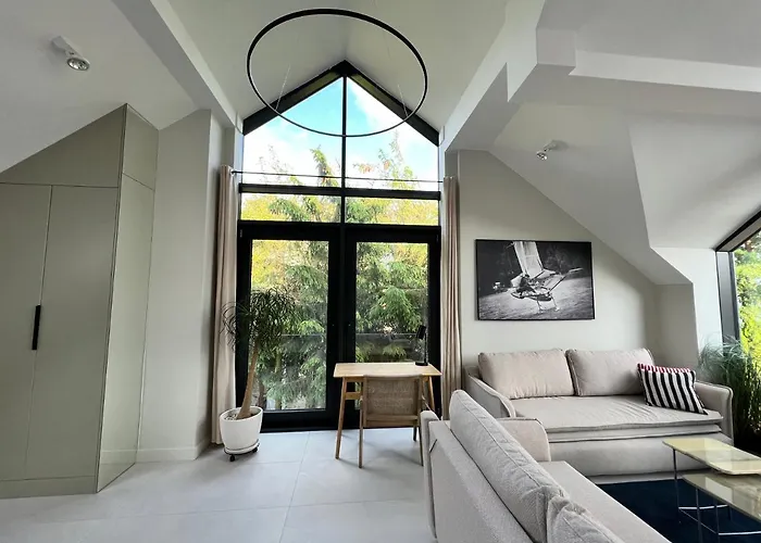 Zeglarskie Z Widokiem Na Jezioro Bed & Breakfast 3*