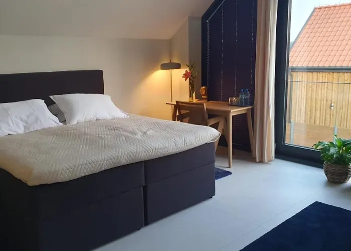 Zeglarskie Z Widokiem Na Jezioro Bed & Breakfast Pluski